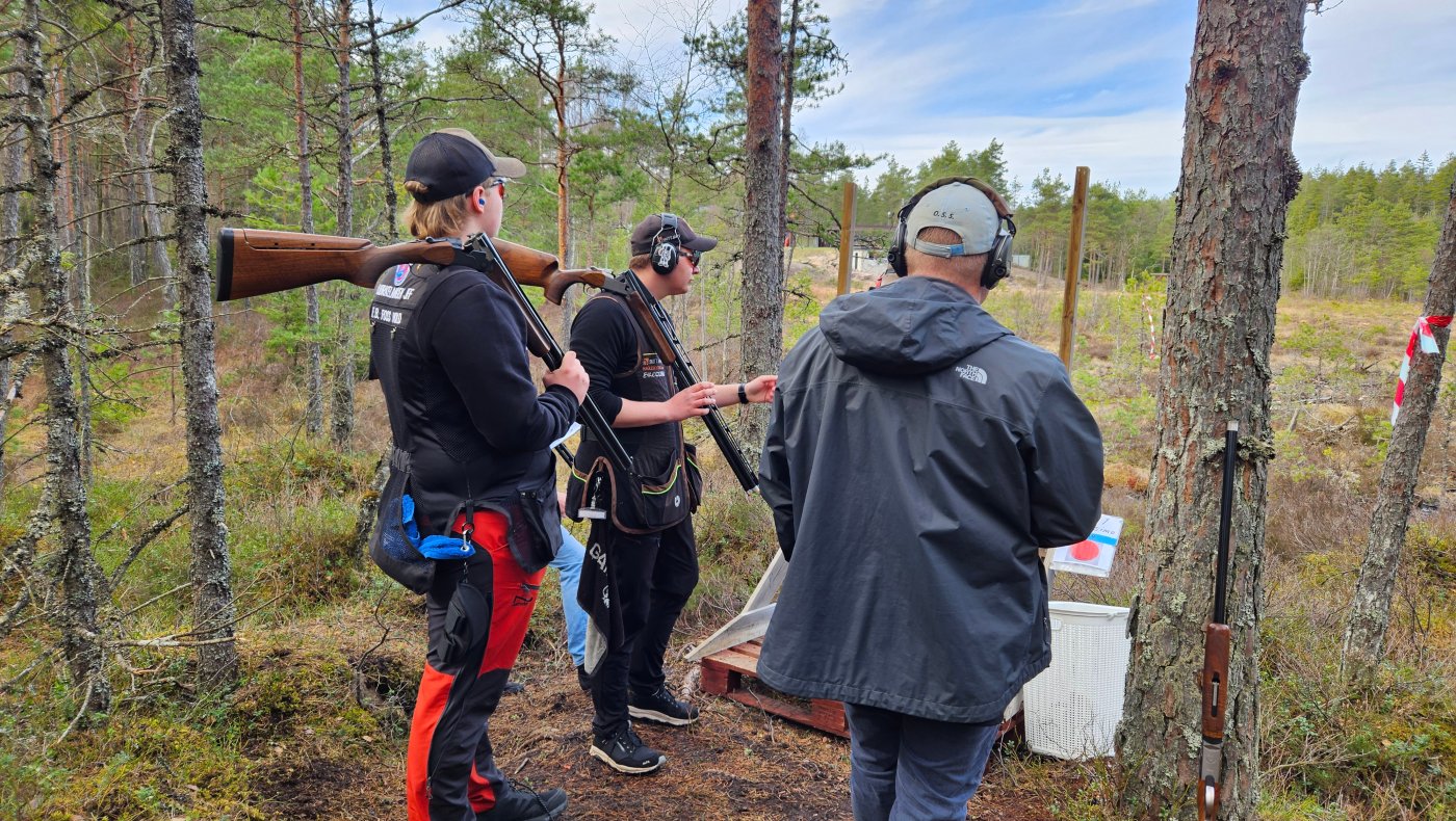 Jaktskytterskolen erfarne trener på haglebane 2 tirsdag 3 juni 2025