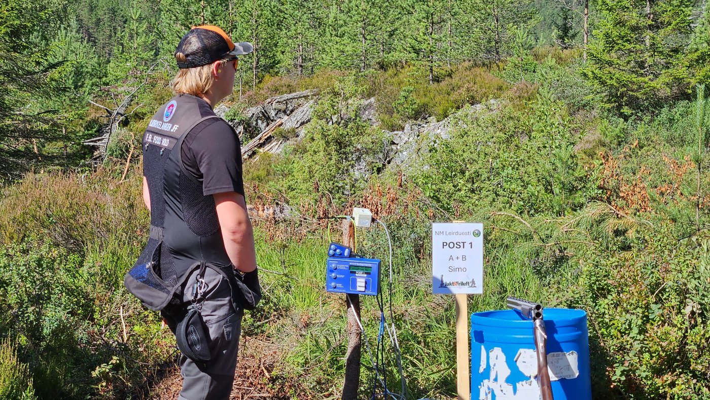 Jaktskytterskolen Nomader trener på haglebane 1 torsdag 5 juni 2025