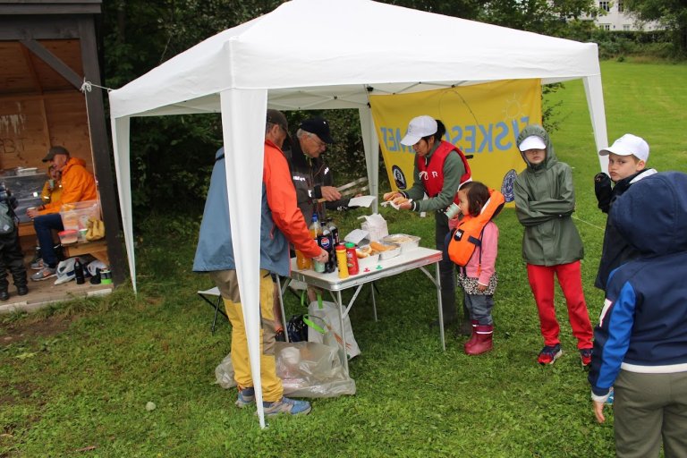 240824 Poelser og brus var populaert.jpg