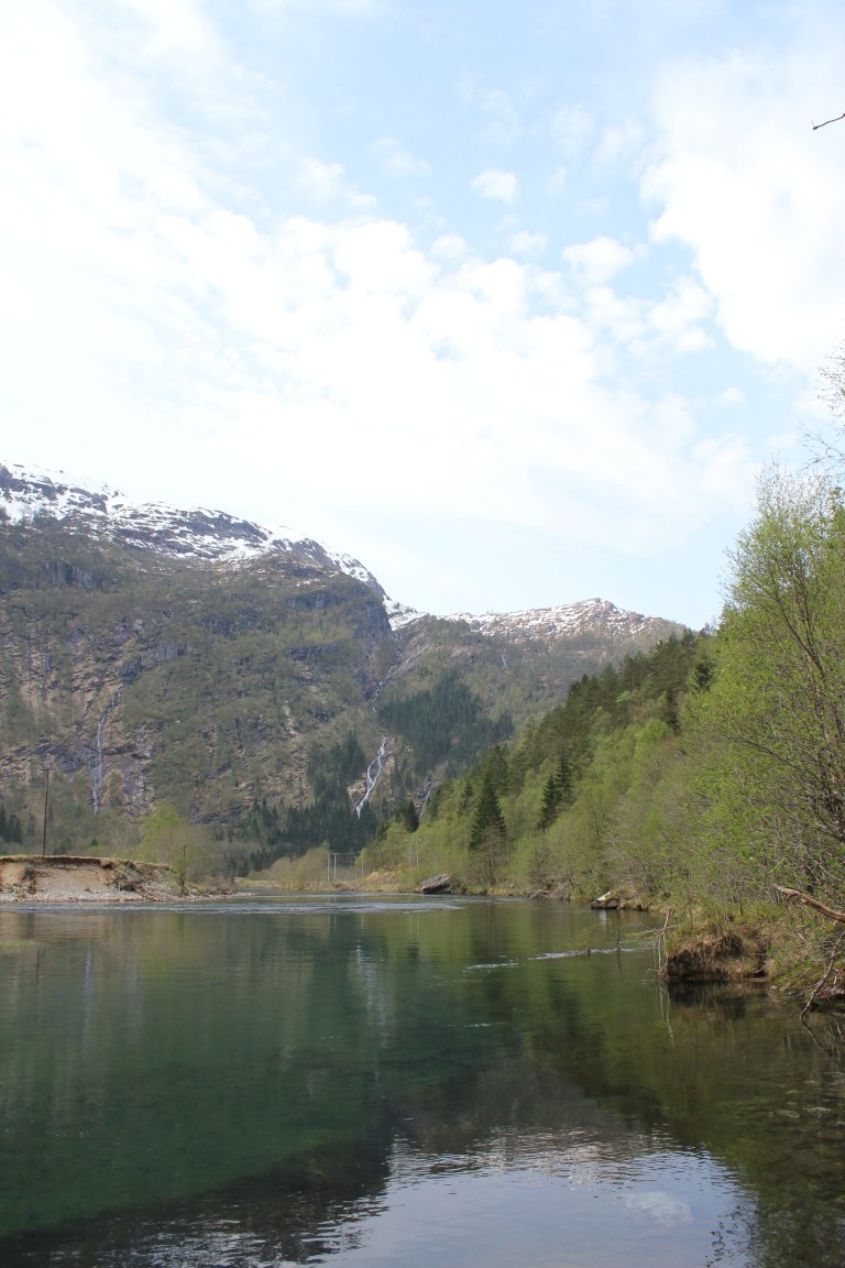 Modalselva i Vestland. Her foreslås det ingen endringer i fiskereguleringene kommende år, og alt fiske her blir fortsatt stengt